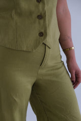 Chaleco Lino Off pistacho cápsula