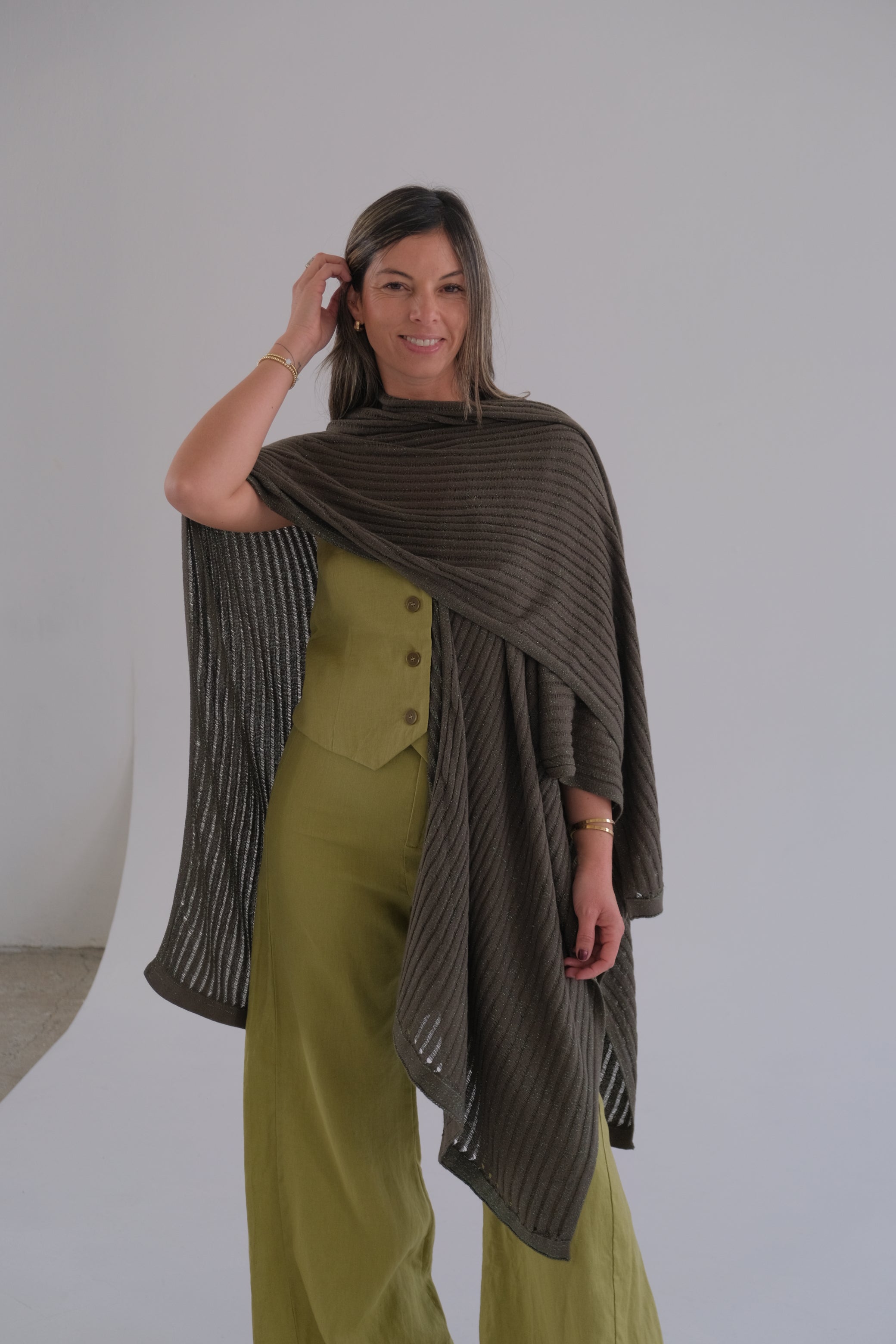 Ruana verde CÁPSULA