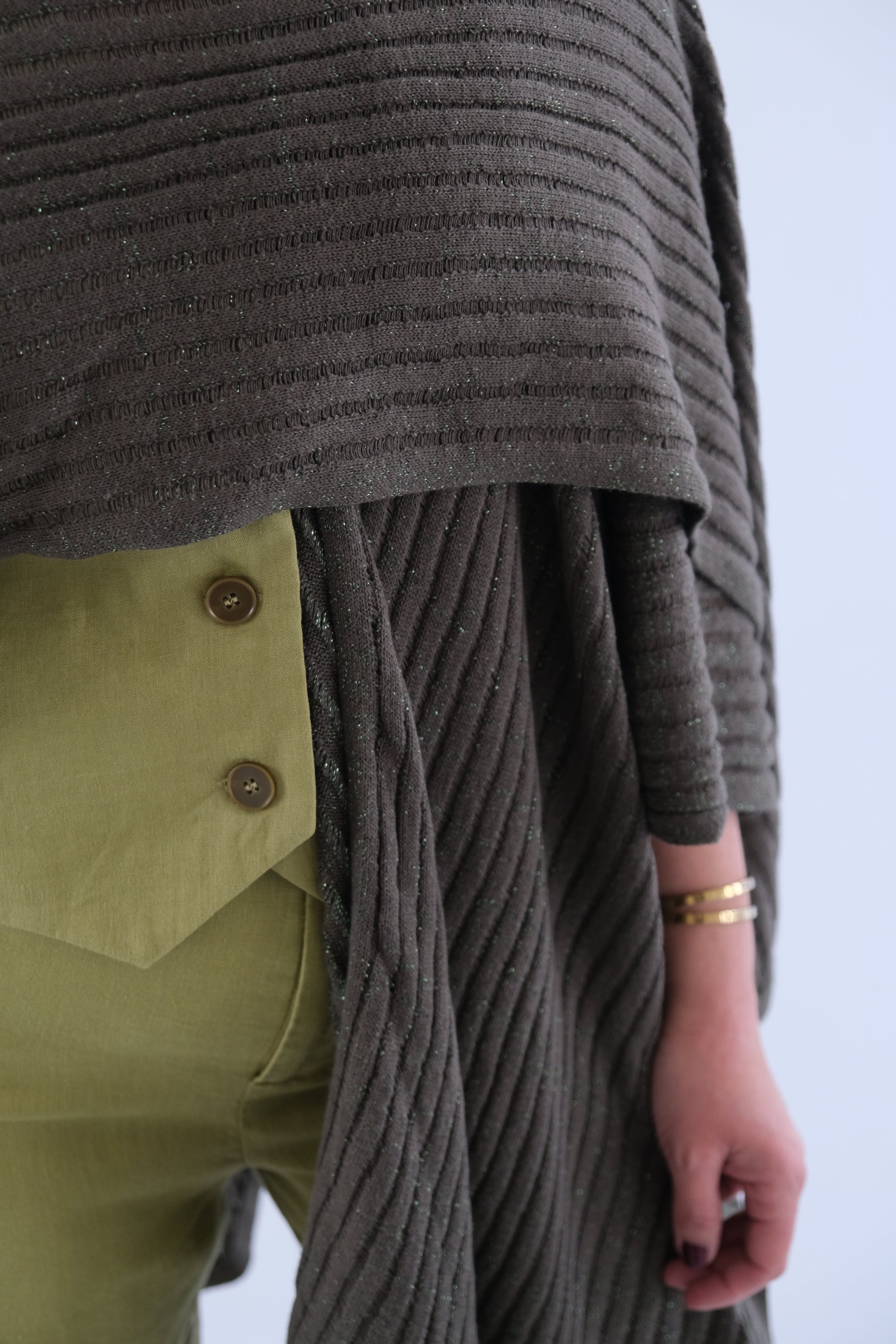 Ruana verde CÁPSULA