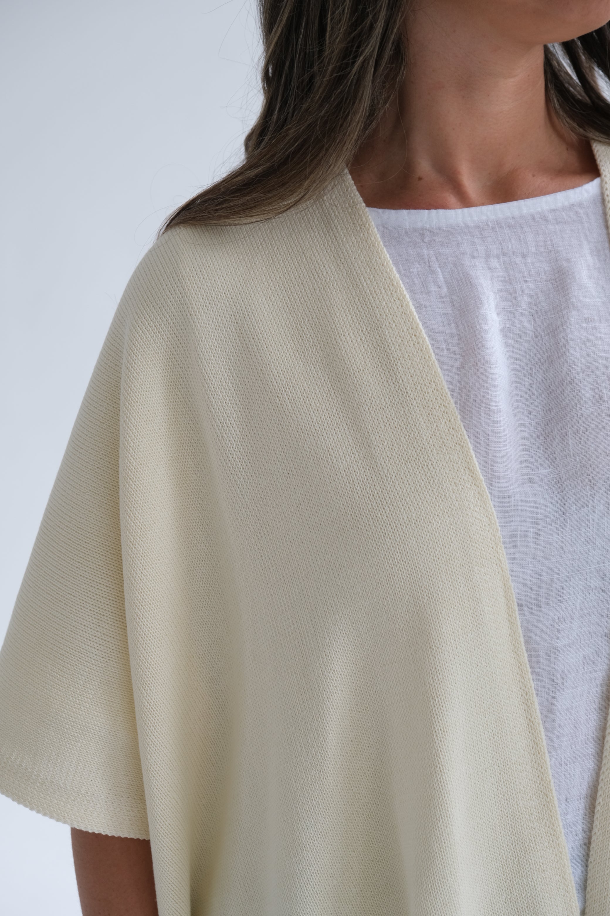 Ruana Valeriana Crudo