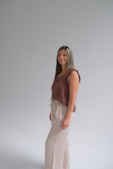 Musculosa Betiana Chocolate