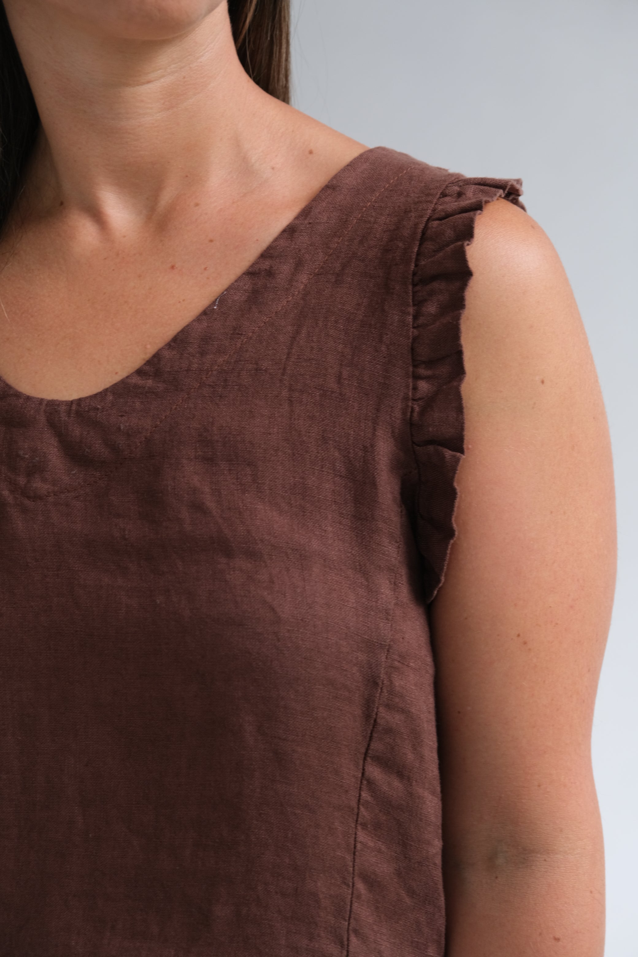 Musculosa Betiana Chocolate