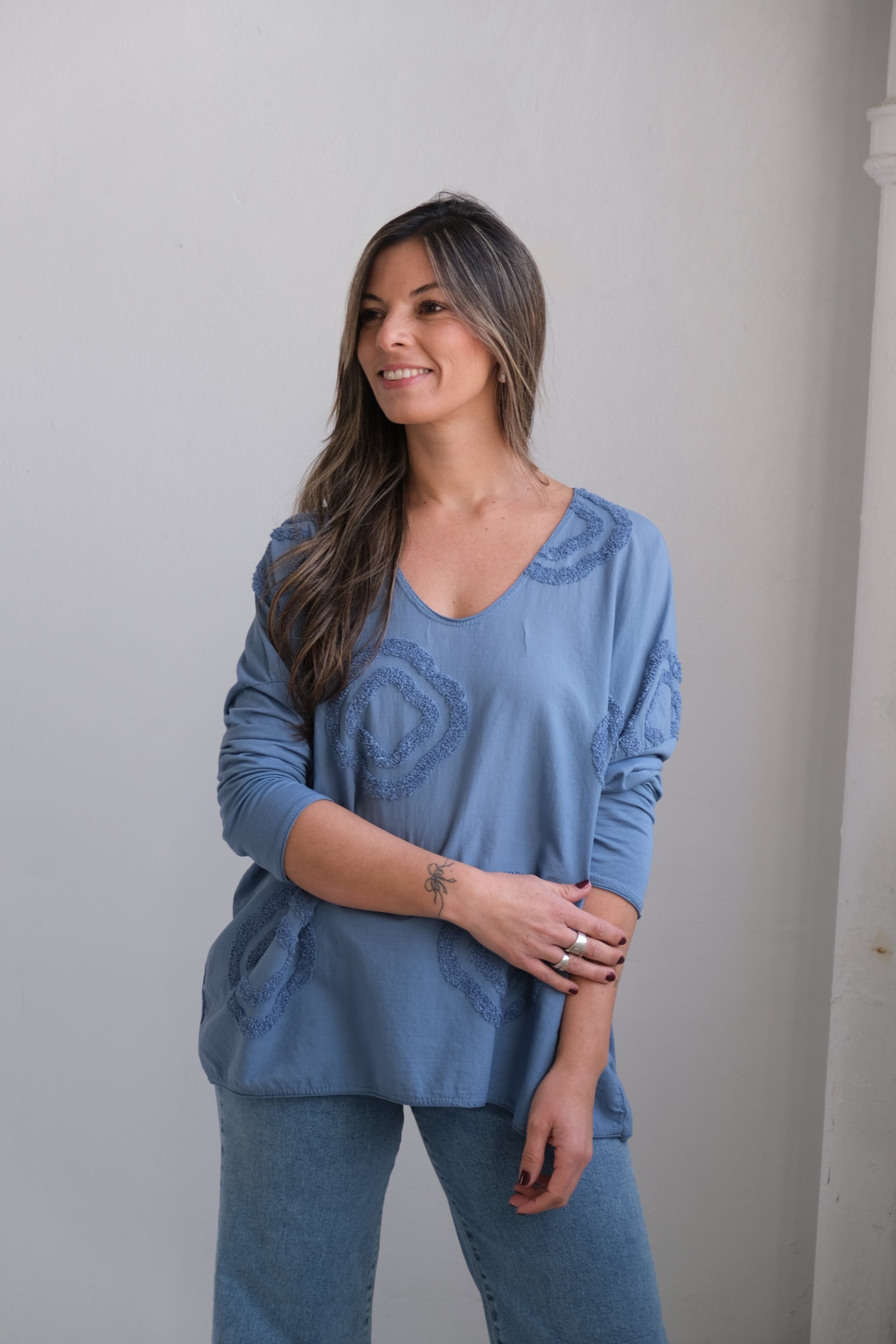 Remera Rombo Celeste Jean