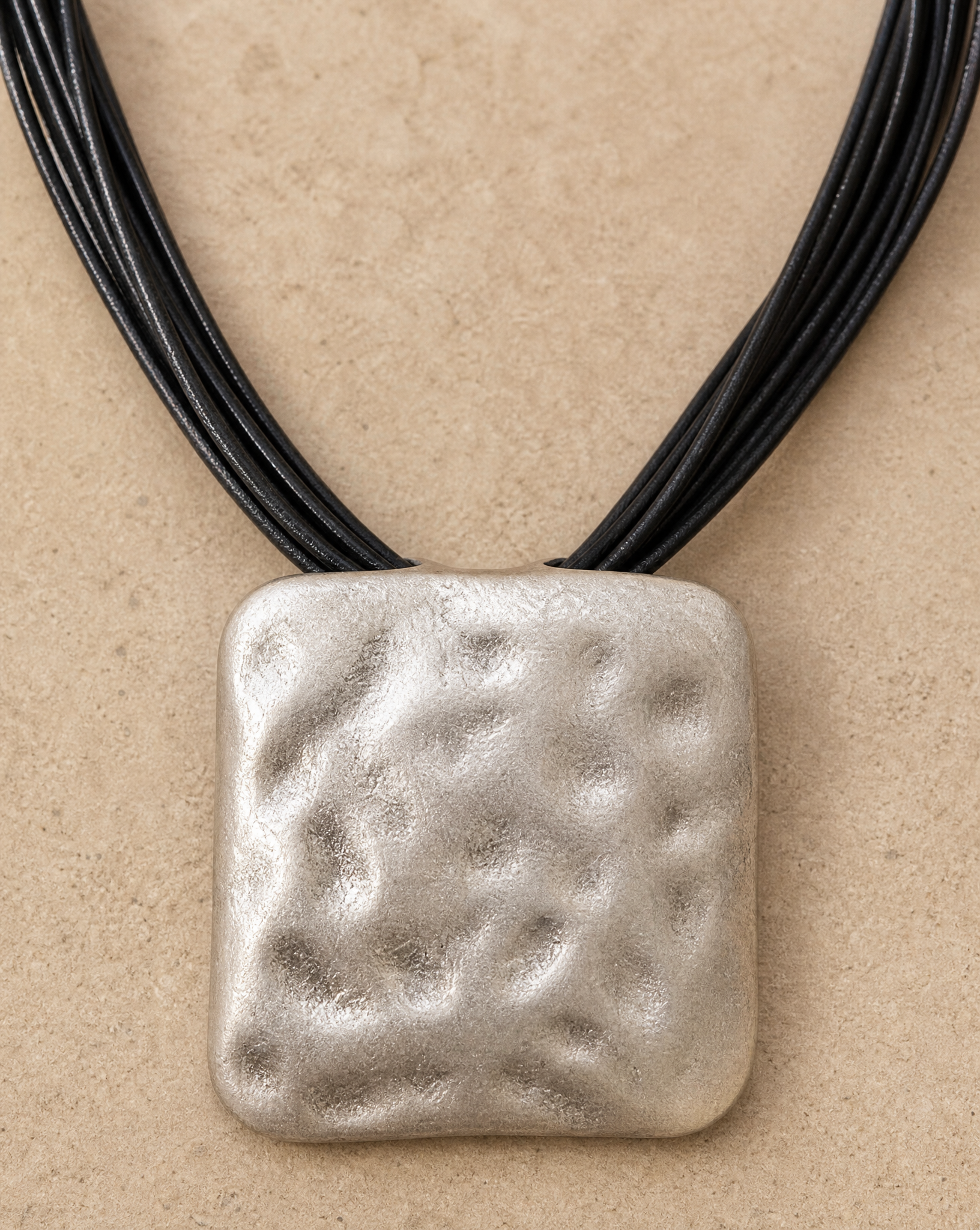 Collar Carrara Silver