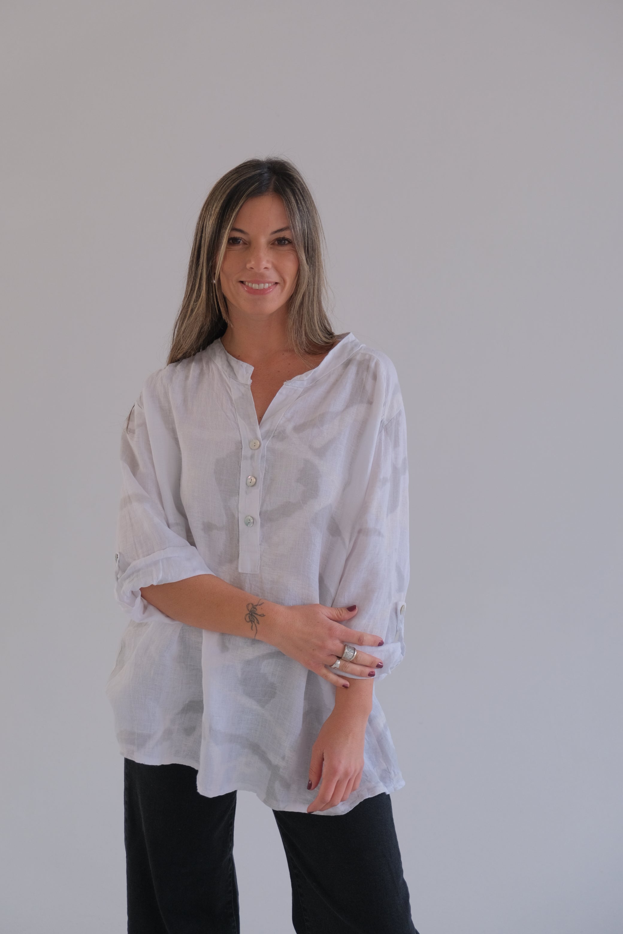 Camisa Batik Blanca