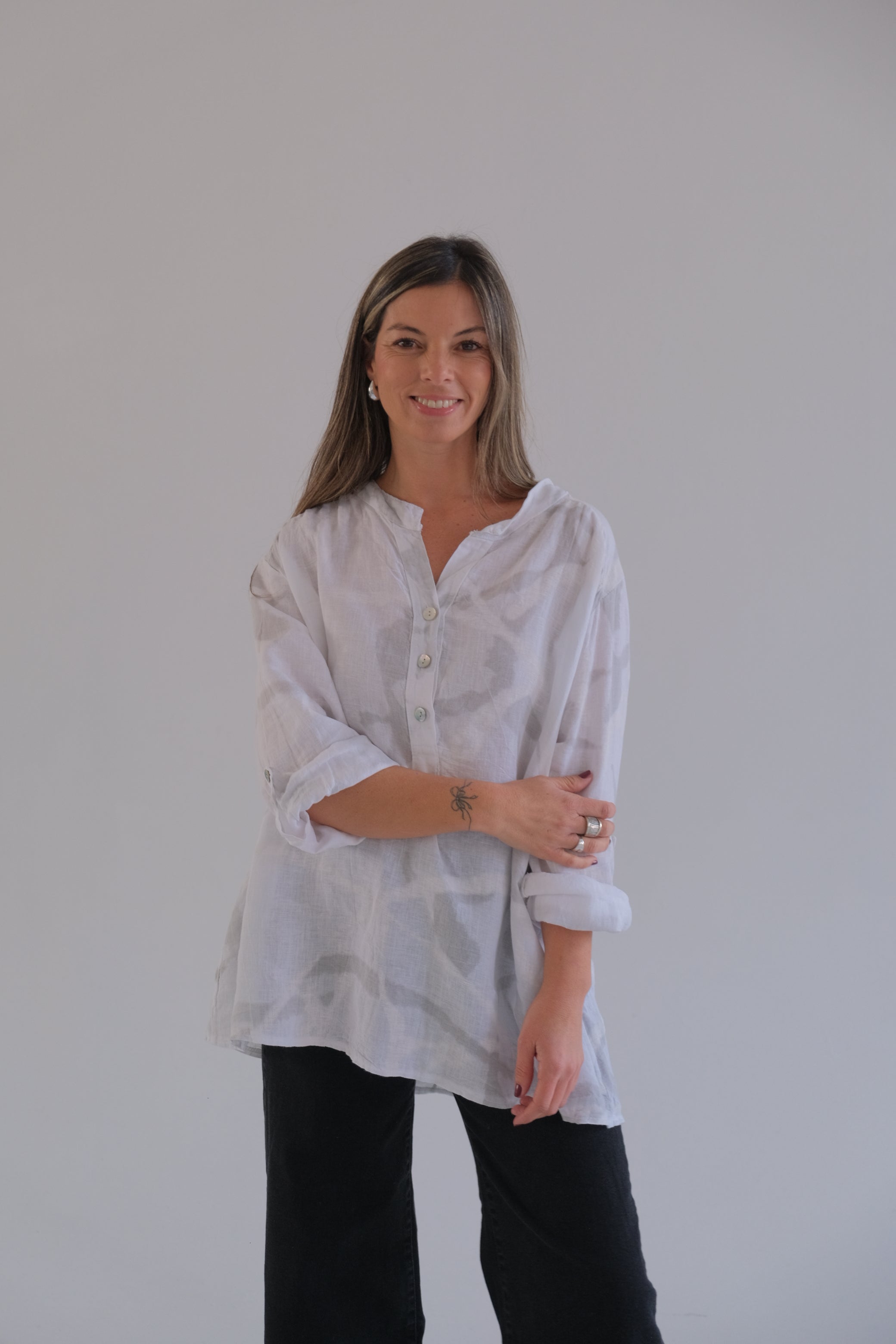 Camisa Batik Blanca