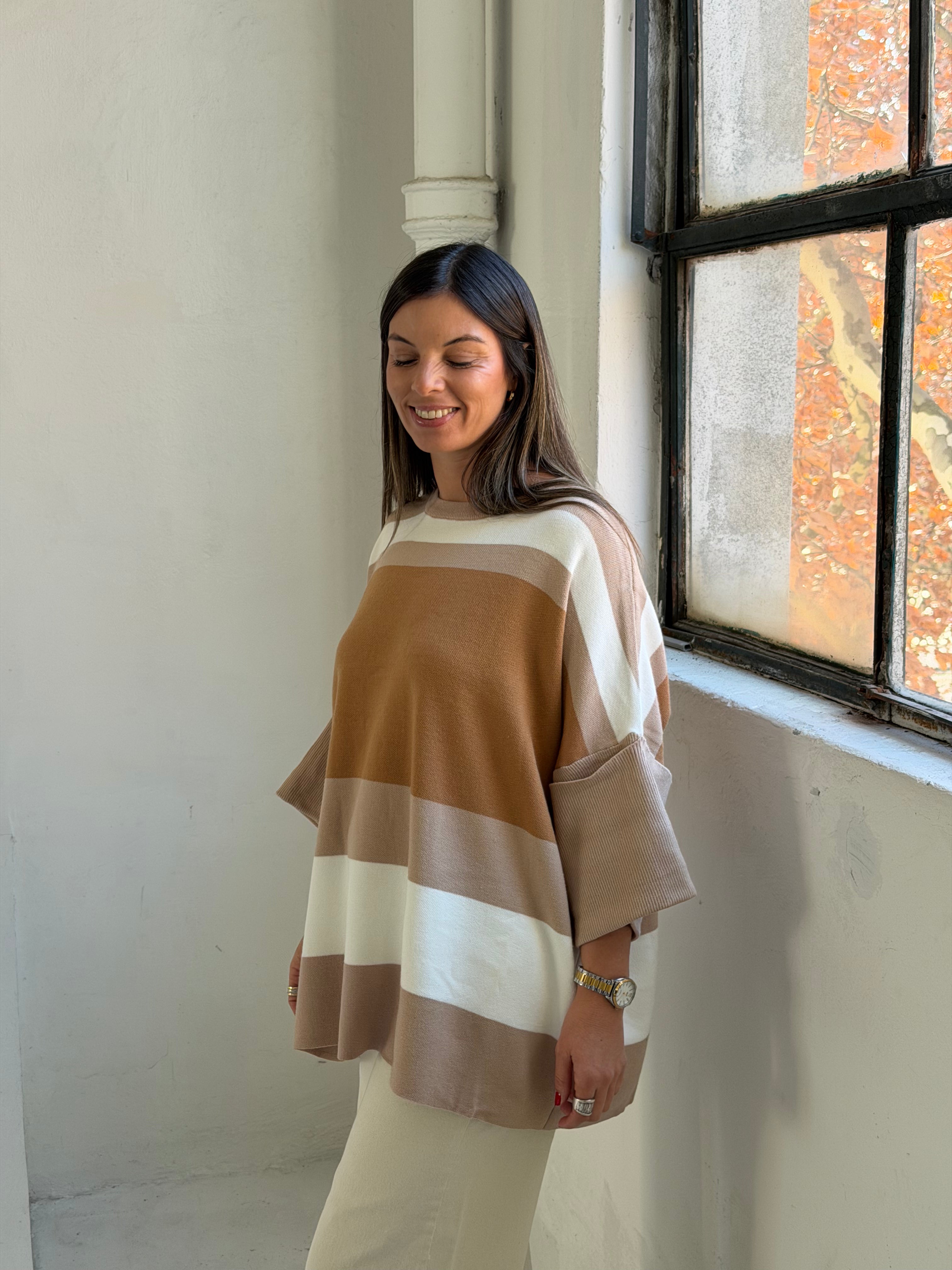 Poncho con Camel