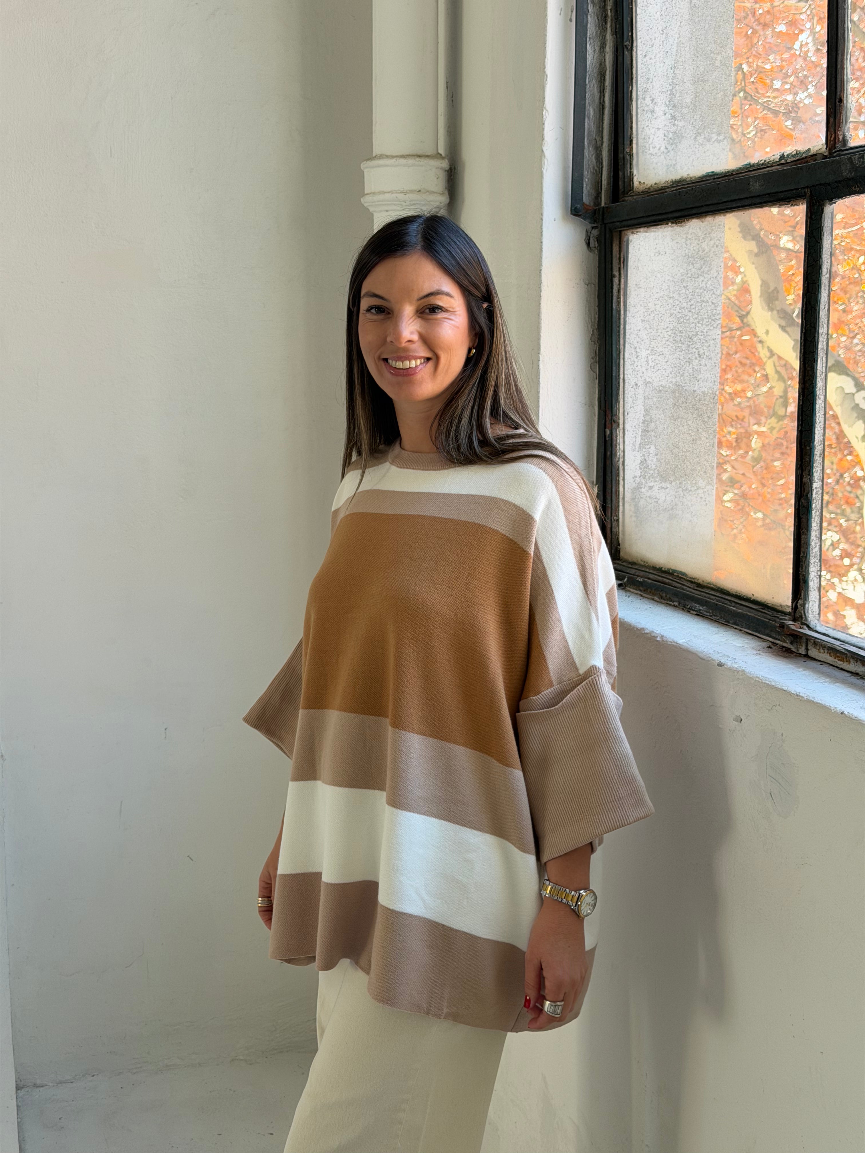 Poncho con Camel