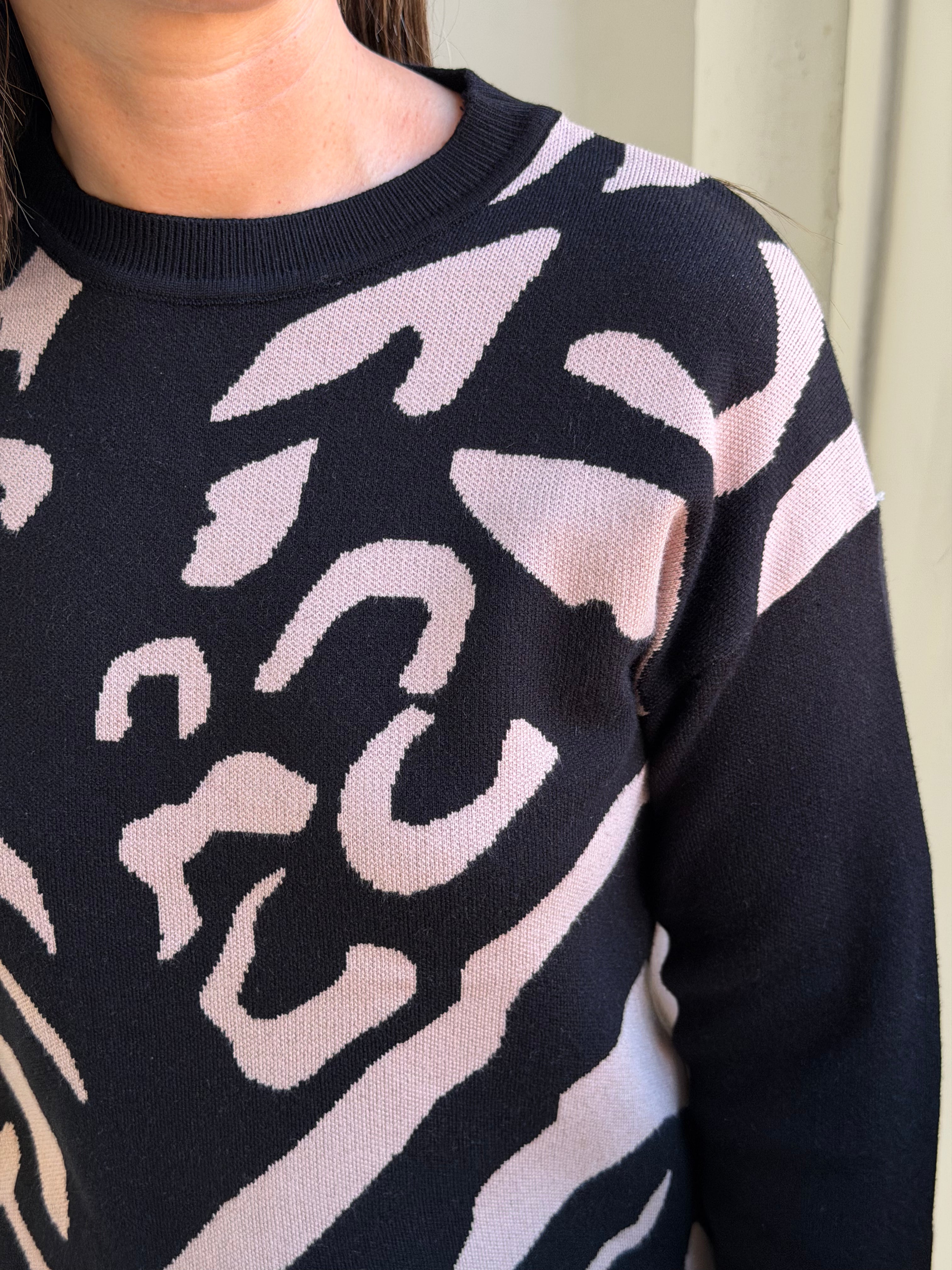 Sweater Print Negro