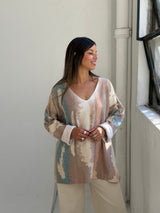 Sweater Nova Camel con Petróleo