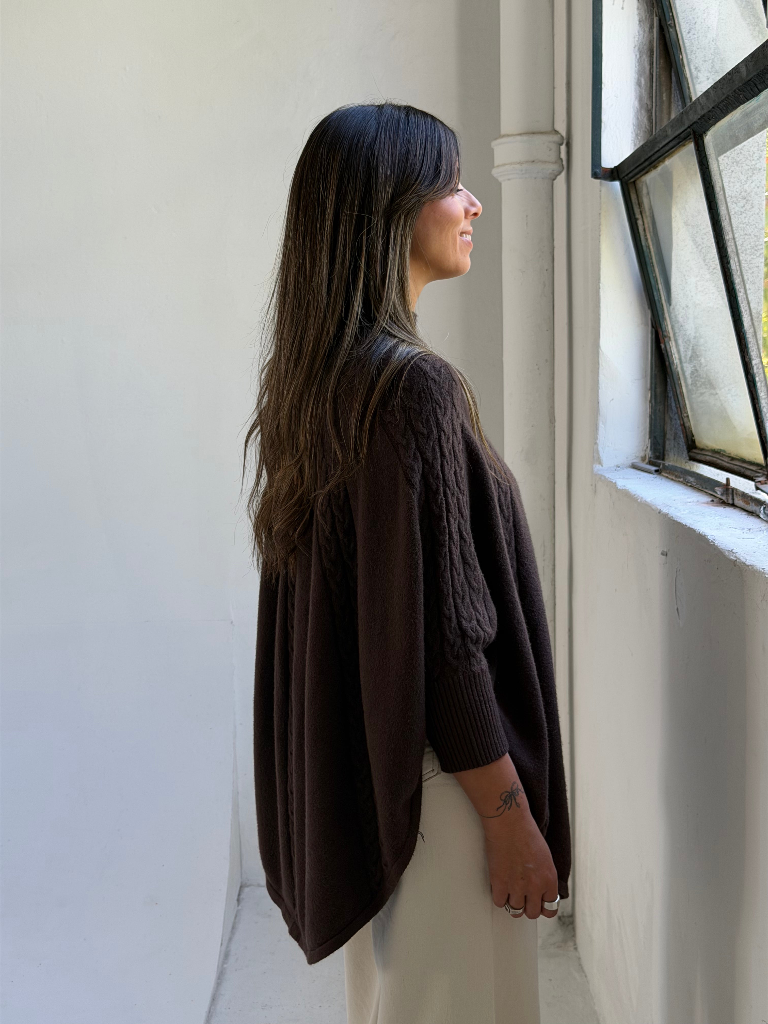Poncho Inés Chocolate