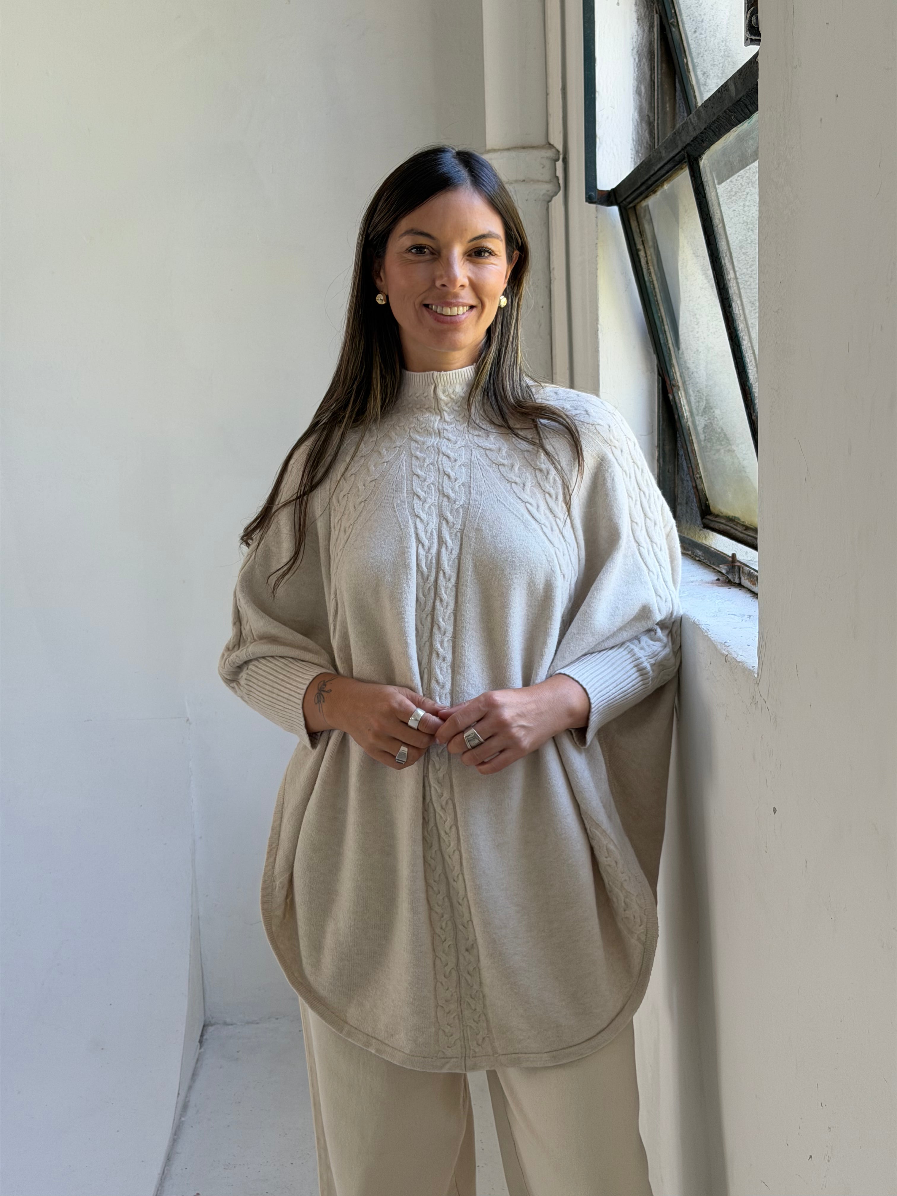 Poncho Inés Beige