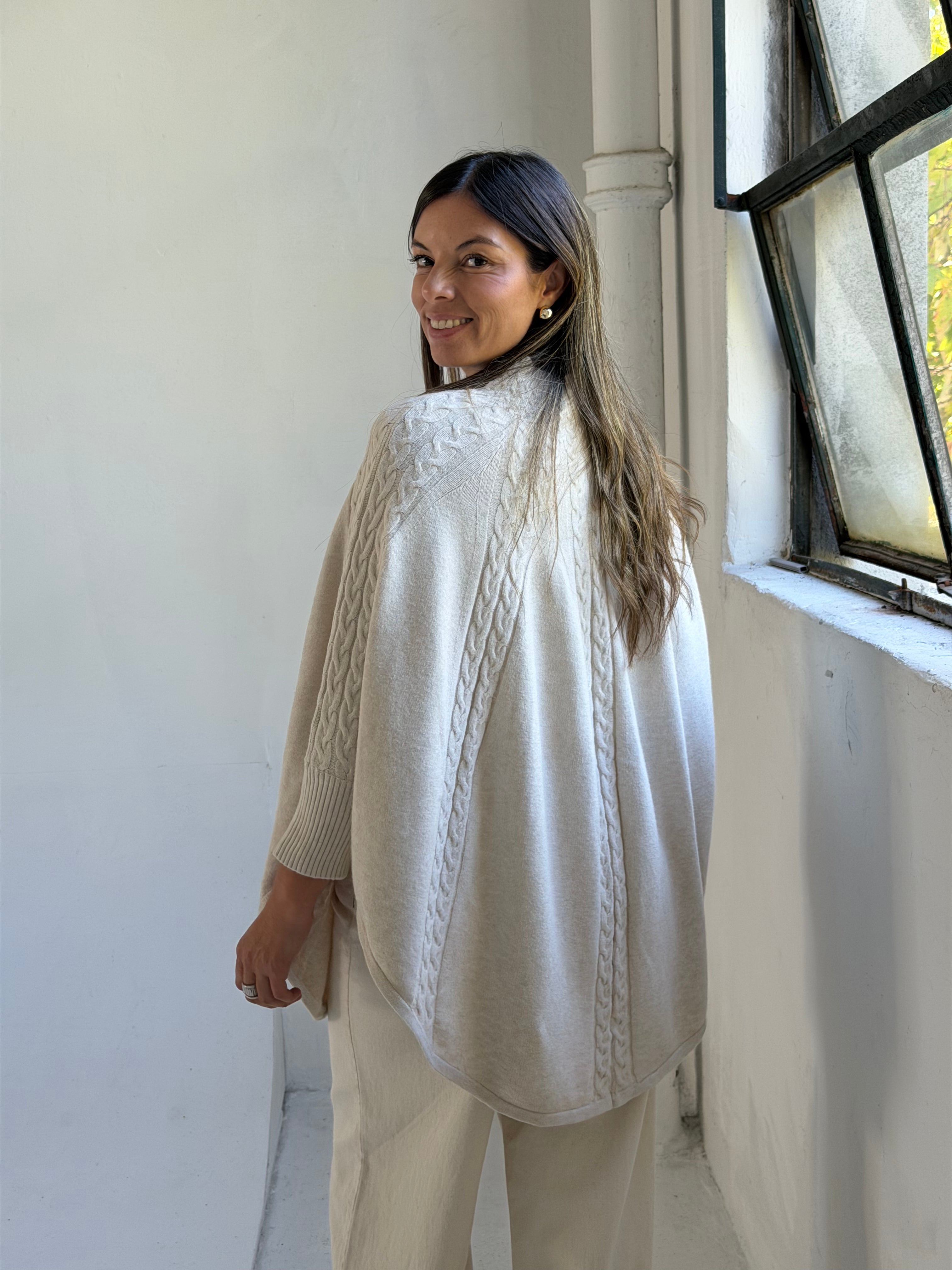 Poncho Inés Beige
