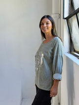 Remera detalle lentejuela Verde