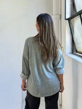 Remera detalle lentejuela Verde