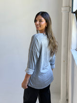 Remera detalle lentejuela Gris